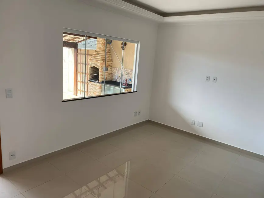 Foto 8 de Casa com 3 quartos à venda, 180m2 em Nova São Pedro, Sao Pedro Da Aldeia - RJ