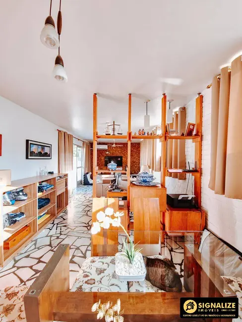 Casa com 3 quartos à venda, 450m2 em Portinho, Cabo Frio - RJ - imagem 5 Foto 5 de Casa com 3 quartos à venda, 450m2 em Portinho, Cabo Frio - RJ