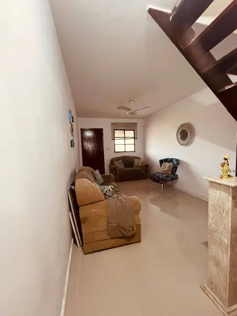 Foto 3 de Casa com 2 quartos à venda, 76m2 em Manoel Correa, Cabo Frio - RJ