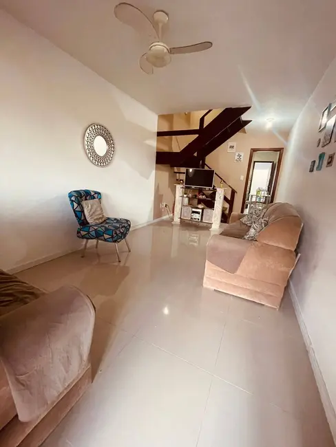 Foto 4 de Casa com 2 quartos à venda, 76m2 em Manoel Correa, Cabo Frio - RJ