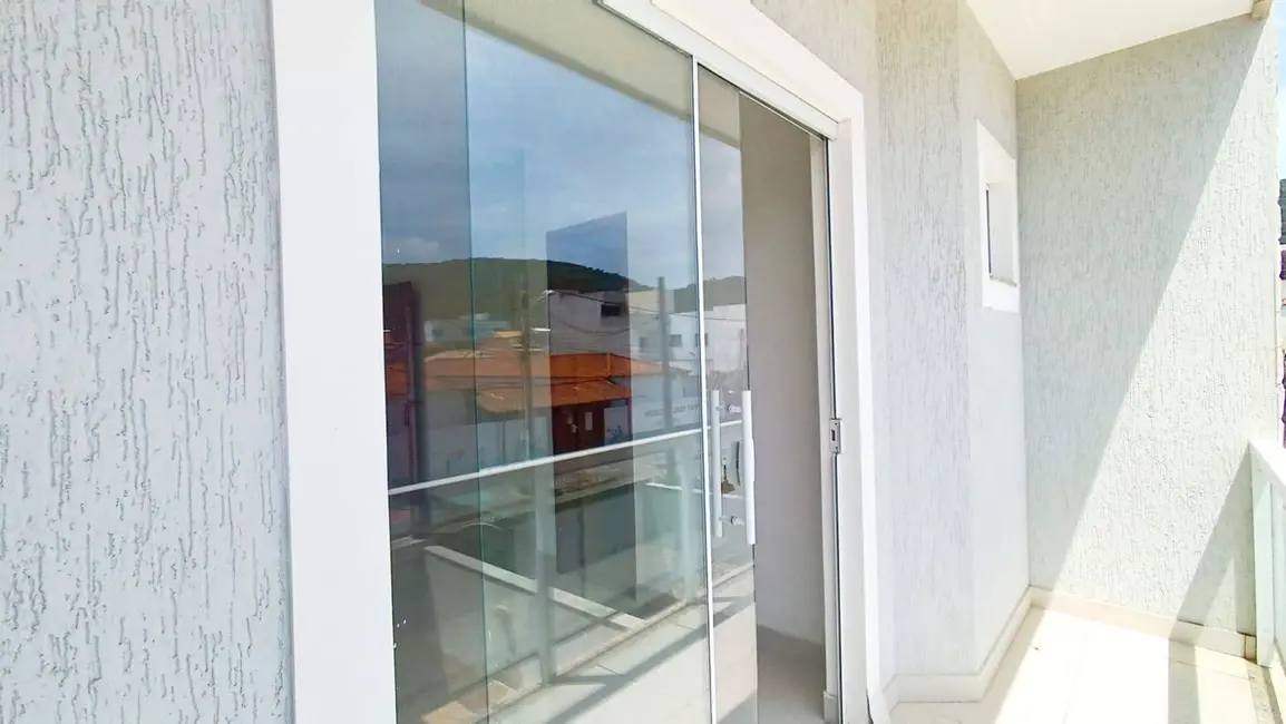 Foto 17 de Casa com 2 quartos à venda, 87m2 em Peró, Cabo Frio - RJ