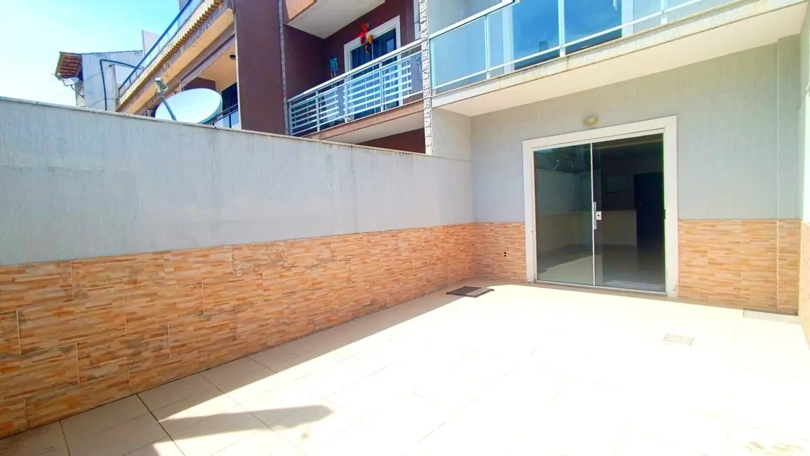 Foto 2 de Casa com 2 quartos à venda, 87m2 em Peró, Cabo Frio - RJ