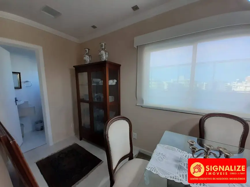 Cobertura com 3 quartos à venda, 165m2 em Braga, Cabo Frio - RJ - imagem 4 Foto 4 de Cobertura com 3 quartos à venda, 165m2 em Braga, Cabo Frio - RJ