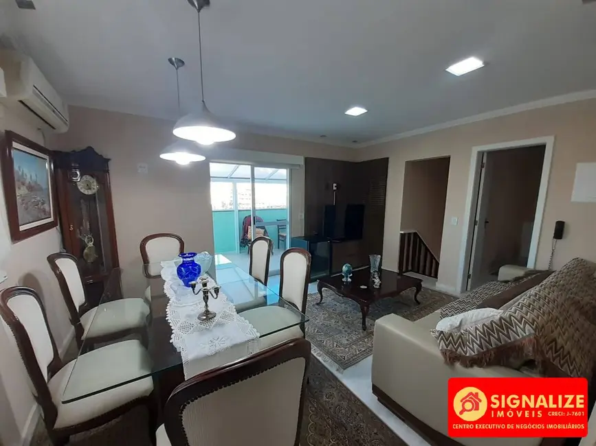 Foto 2 de Cobertura com 3 quartos à venda, 165m2 em Braga, Cabo Frio - RJ