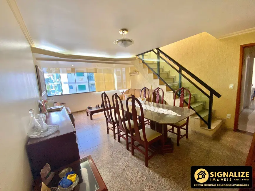 Cobertura com 5 quartos à venda, 200m2 em Centro, Cabo Frio - RJ - imagem 7 Foto 7 de Cobertura com 5 quartos à venda, 200m2 em Centro, Cabo Frio - RJ