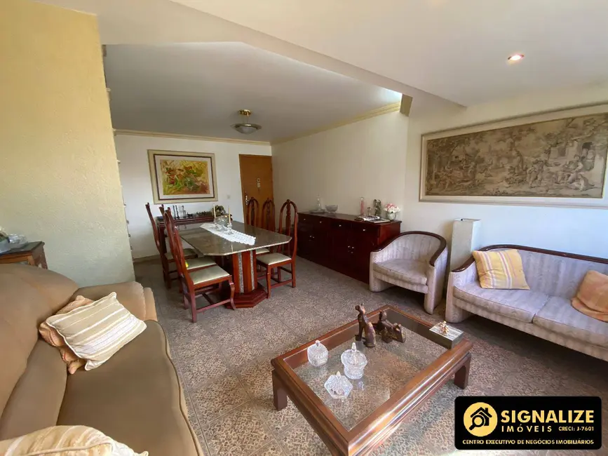 Cobertura com 5 quartos à venda, 200m2 em Centro, Cabo Frio - RJ - imagem 8 Foto 8 de Cobertura com 5 quartos à venda, 200m2 em Centro, Cabo Frio - RJ