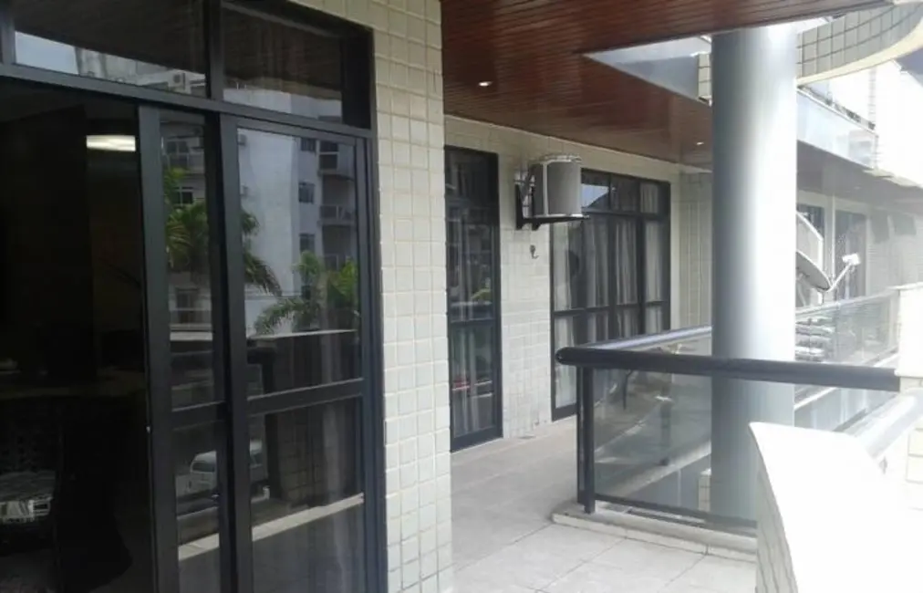 Apartamento com 3 quartos à venda, 126m2 em Braga, Cabo Frio - RJ - imagem 9 Foto 9 de Apartamento com 3 quartos à venda, 126m2 em Braga, Cabo Frio - RJ