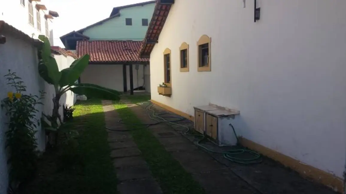 Foto 7 de Casa com 4 quartos à venda, 600m2 em Peró, Cabo Frio - RJ