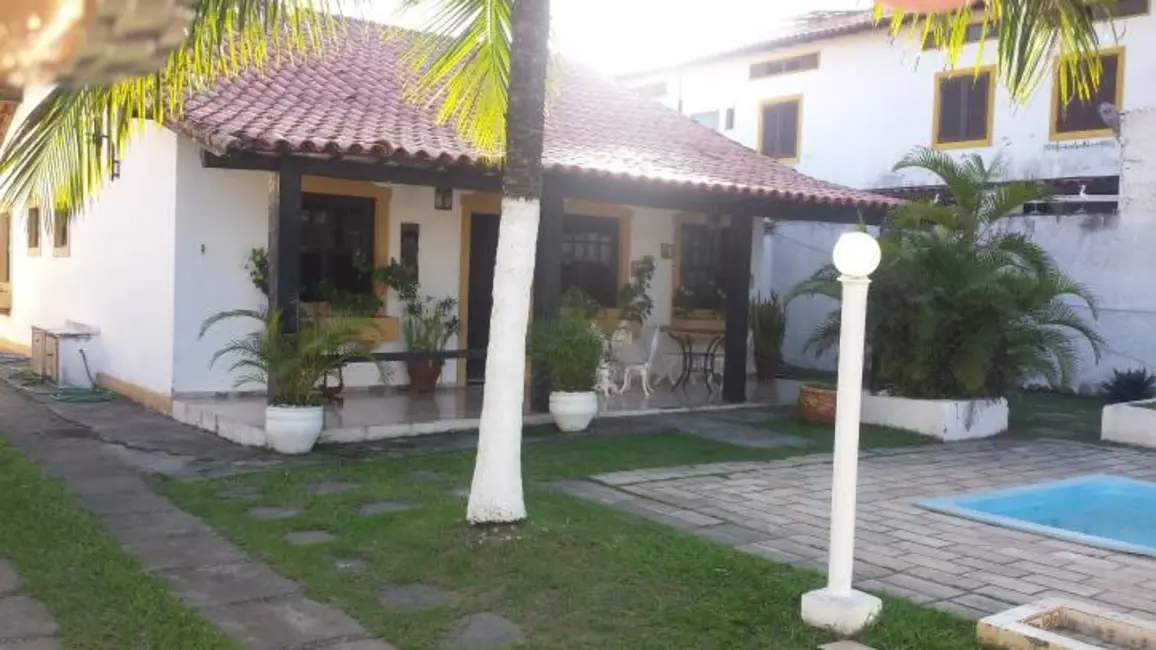 Foto 3 de Casa com 4 quartos à venda, 600m2 em Peró, Cabo Frio - RJ