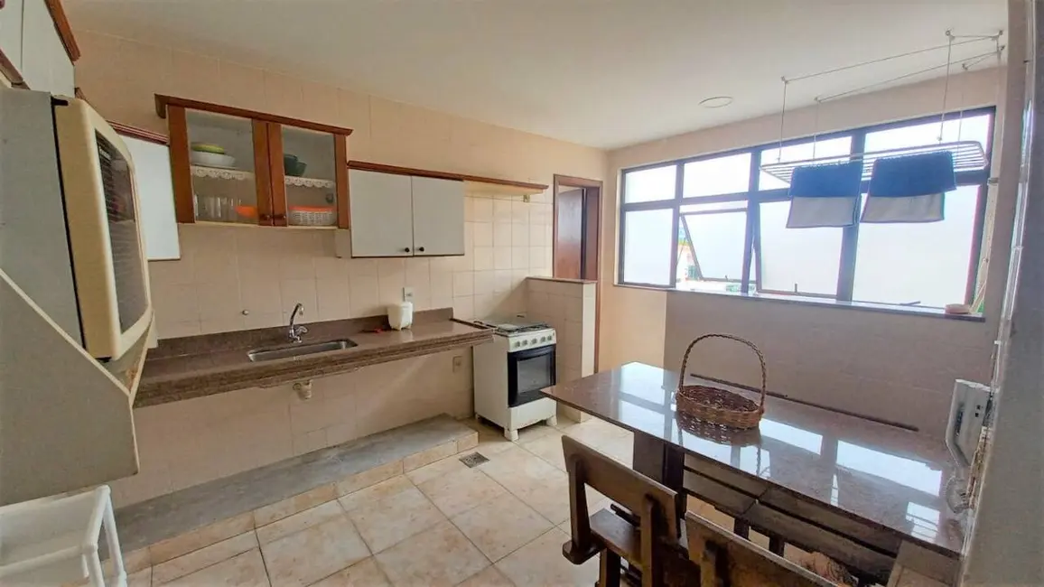 Foto 9 de Apartamento com 4 quartos à venda, 115m2 em Centro, Cabo Frio - RJ