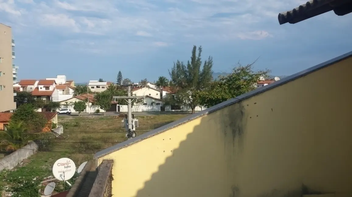 Foto 2 de Apartamento com 3 quartos à venda, 75m2 em Braga, Cabo Frio - RJ