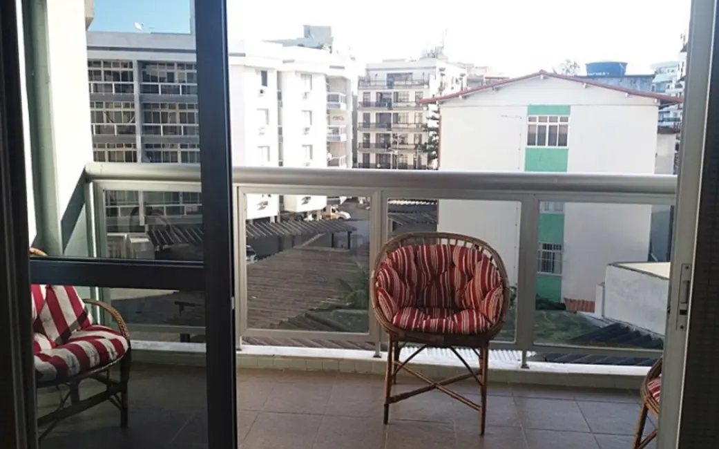 Foto 6 de Apartamento com 3 quartos à venda, 150m2 em Algodoal, Cabo Frio - RJ