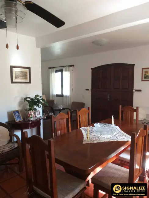 Foto 5 de Casa de Condomínio com 2 quartos à venda, 100m2 em Braga, Cabo Frio - RJ