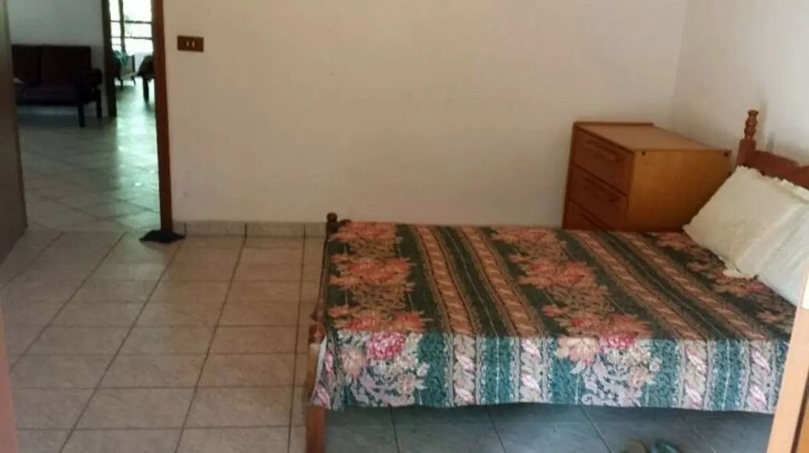 Foto 8 de Chácara com 3 quartos à venda, 300m2 em Centro, Cerquilho - SP