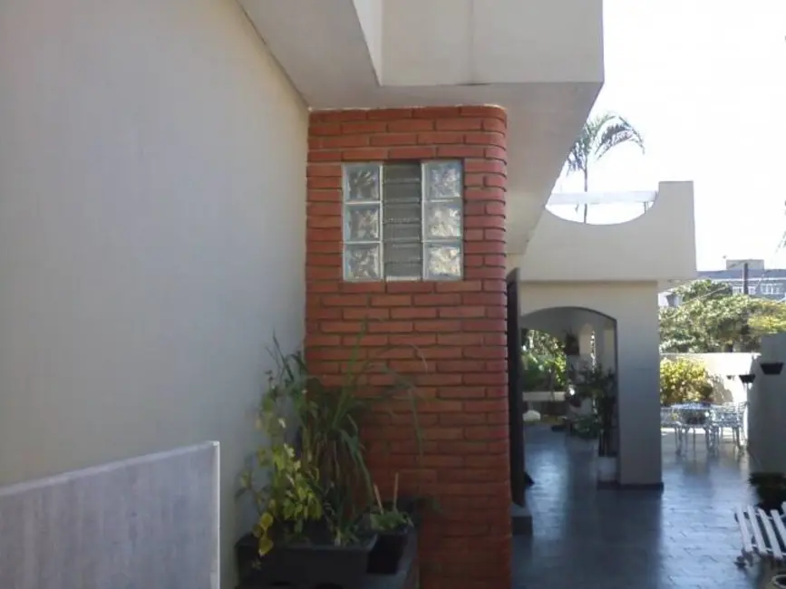 Foto 11 de Casa com 3 quartos à venda, 290m2 em Jardim Icaraí, São Paulo - SP