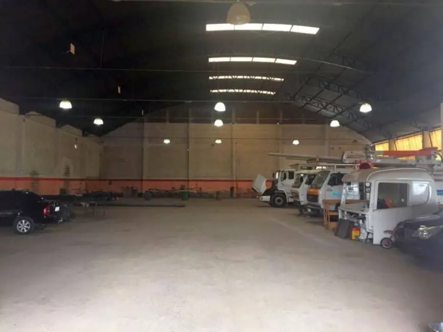 Foto 2 de Armazém / Galpão à venda, 1300m2 em Santana De Parnaiba - SP