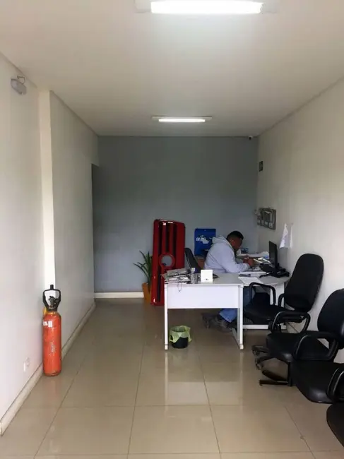 Foto 8 de Armazém / Galpão à venda, 1300m2 em Santana De Parnaiba - SP