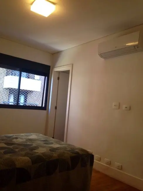 Apartamento com 3 quartos à venda, 250m2 em Morumbi, São Paulo - SP - imagem 9 Foto 9 de Apartamento com 3 quartos à venda, 250m2 em Morumbi, São Paulo - SP