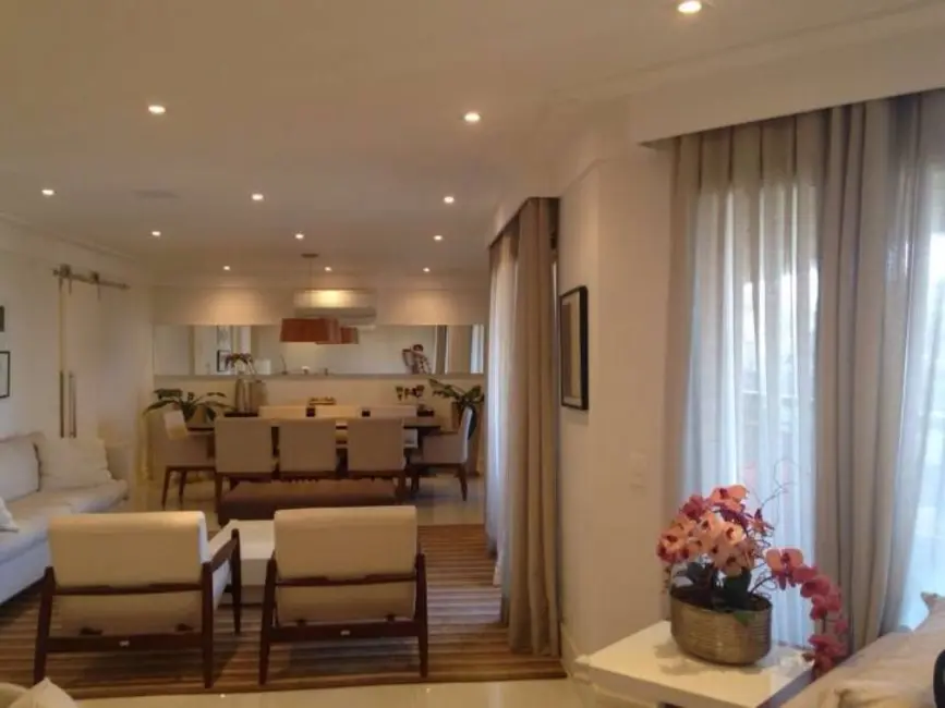 Apartamento com 3 quartos à venda, 250m2 em Morumbi, São Paulo - SP - imagem 4 Foto 4 de Apartamento com 3 quartos à venda, 250m2 em Morumbi, São Paulo - SP