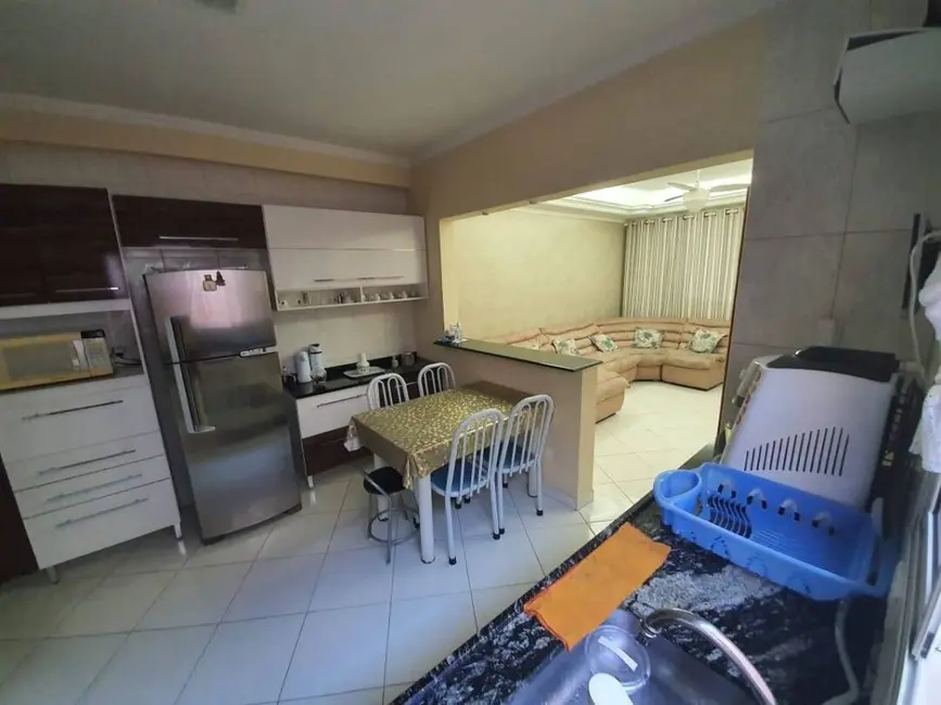 Casa com 2 quartos à venda, 170m2 em Interlagos, São Paulo - SP - imagem 3 Foto 3 de Casa com 2 quartos à venda, 170m2 em Interlagos, São Paulo - SP