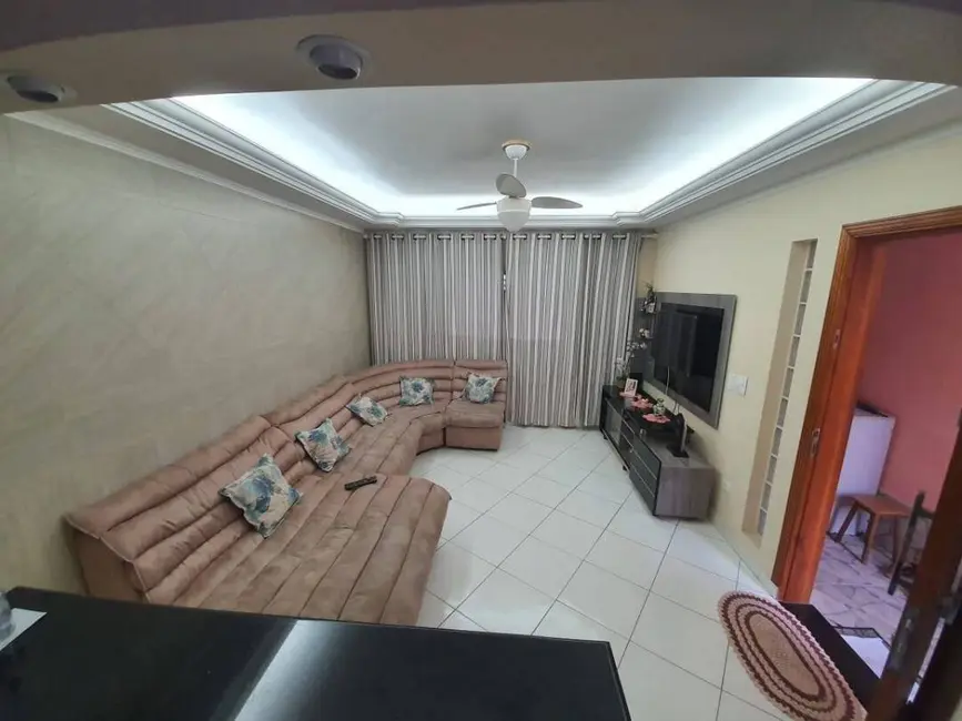 Foto 2 de Casa com 2 quartos à venda, 170m2 em Interlagos, São Paulo - SP