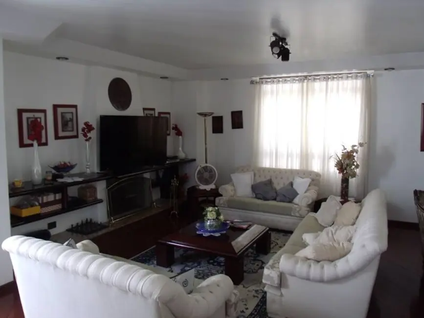 Foto 2 de Apartamento com 3 quartos à venda, 241m2 em Santa Cecília, São Paulo - SP