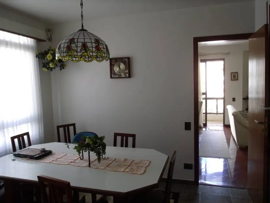 Foto 5 de Apartamento com 3 quartos à venda, 241m2 em Santa Cecília, São Paulo - SP