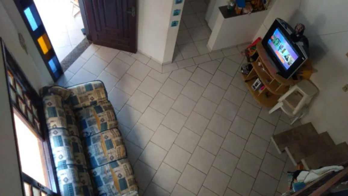 Sobrado com 1 quarto à venda, 123m2 em Itanhaem - SP - imagem 4 Foto 4 de Sobrado com 1 quarto à venda, 123m2 em Itanhaem - SP