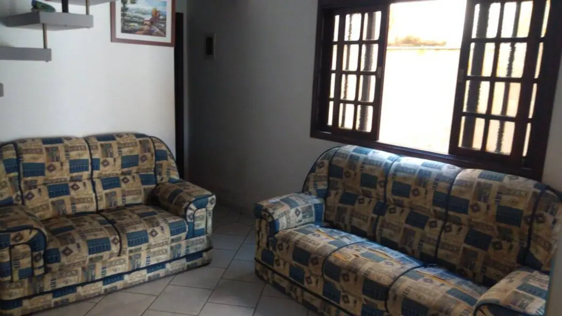 Sobrado com 1 quarto à venda, 123m2 em Itanhaem - SP - imagem 3 Foto 3 de Sobrado com 1 quarto à venda, 123m2 em Itanhaem - SP
