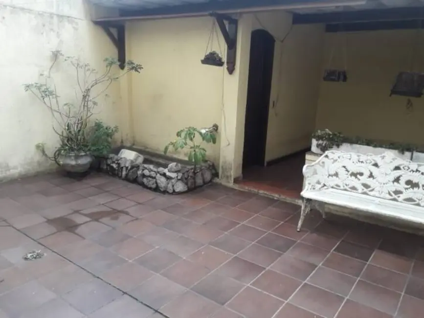 Sobrado com 3 quartos à venda, 180m2 em Jabaquara, São Paulo - SP - imagem 4 Foto 4 de Sobrado com 3 quartos à venda, 180m2 em Jabaquara, São Paulo - SP