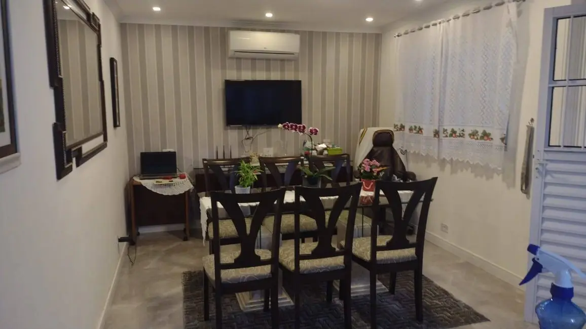 Sobrado com 3 quartos à venda, 150m2 em Vila Marari, São Paulo - SP - imagem 2 Foto 2 de Sobrado com 3 quartos à venda, 150m2 em Vila Marari, São Paulo - SP