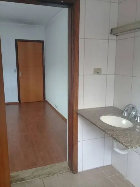 Sobrado com 3 quartos à venda, 225m2 em Vila Paulista, São Paulo - SP - imagem 8 Foto 8 de Sobrado com 3 quartos à venda, 225m2 em Vila Paulista, São Paulo - SP