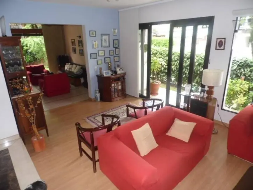 Foto 2 de Casa com 5 quartos à venda, 350m2 em Chácara Monte Alegre, São Paulo - SP