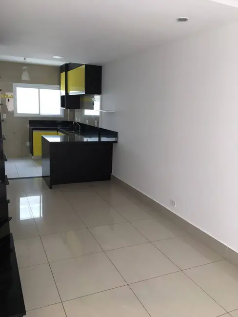 Sobrado com 2 quartos à venda, 66m2 em Vila São Pedro, São Paulo - SP - imagem 2 Foto 2 de Sobrado com 2 quartos à venda, 66m2 em Vila São Pedro, São Paulo - SP