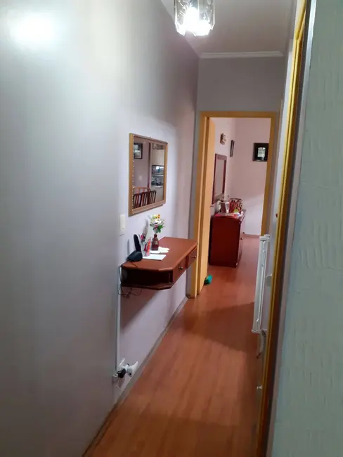 Foto 5 de Sobrado com 4 quartos à venda e para alugar, 180m2 em Vila Marari, São Paulo - SP