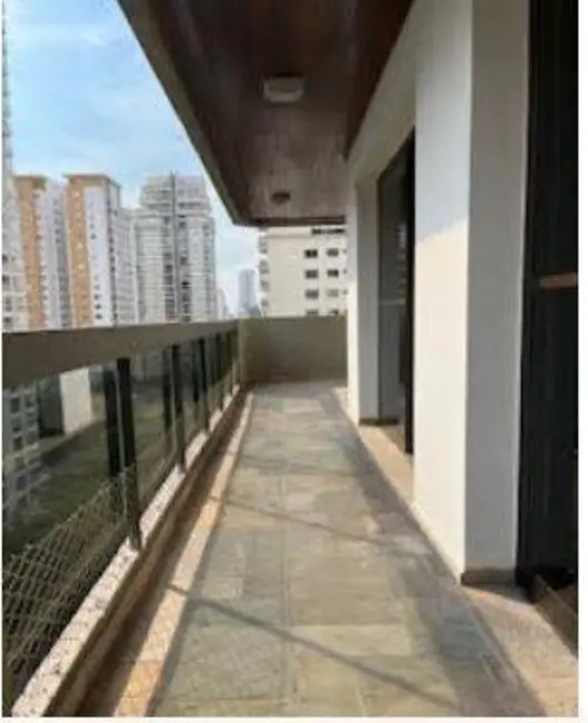 Apartamento com 4 quartos à venda, 233m2 em Campo Belo, São Paulo - SP - imagem 8 Foto 8 de Apartamento com 4 quartos à venda, 233m2 em Campo Belo, São Paulo - SP