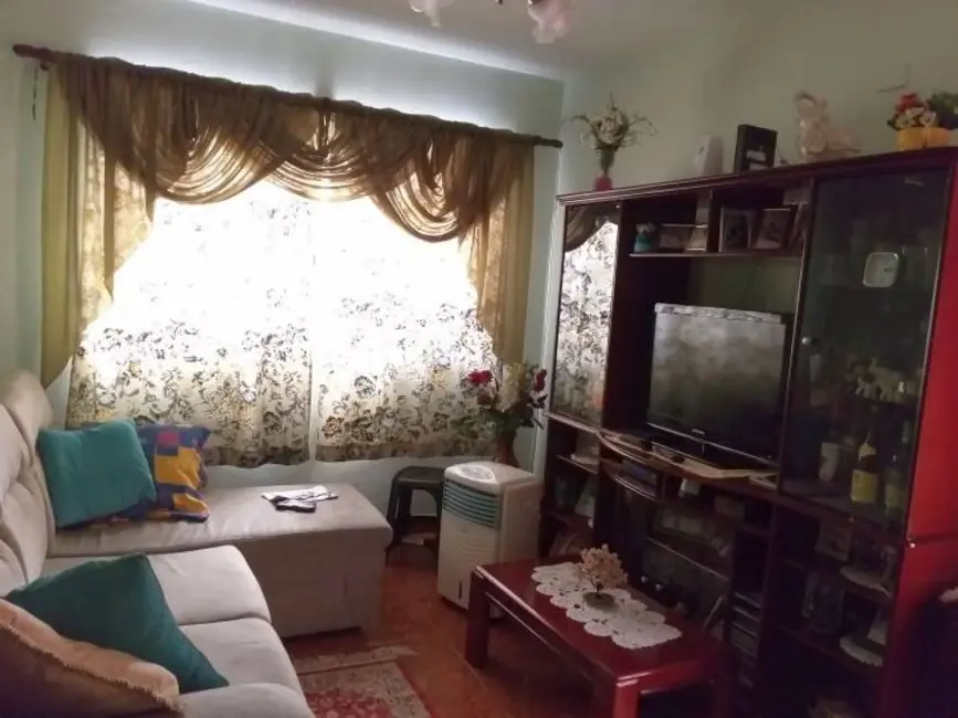 Foto 1 de Casa com 4 quartos à venda, 193m2 em Jardim Ana Lúcia, São Paulo - SP