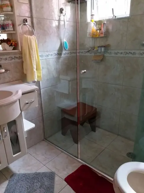 Foto 5 de Casa com 4 quartos à venda, 193m2 em Jardim Ana Lúcia, São Paulo - SP