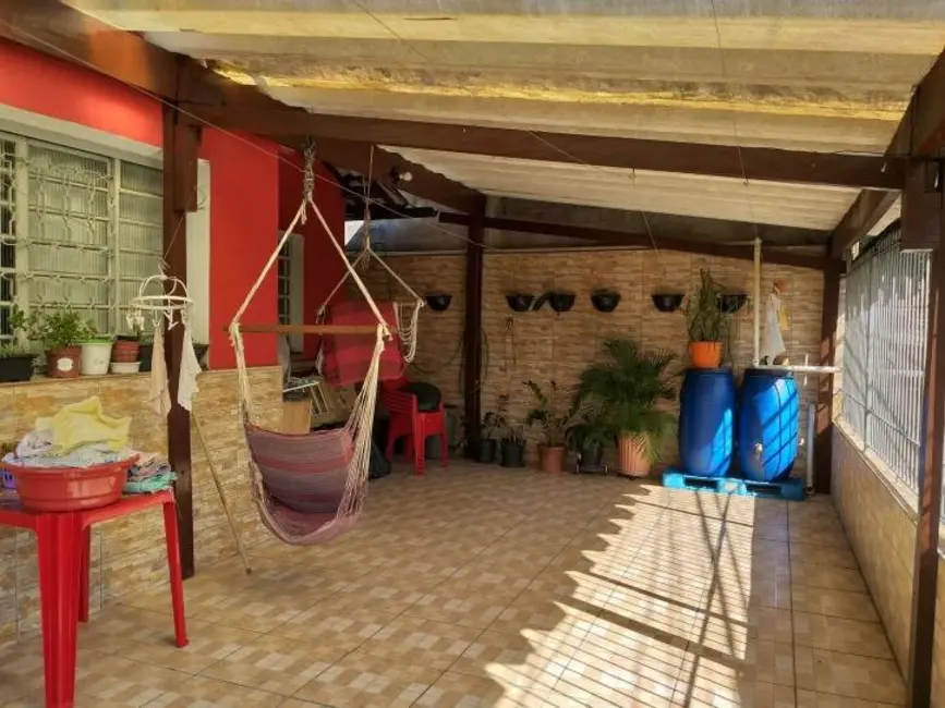 Foto 4 de Casa com 4 quartos à venda, 193m2 em Jardim Ana Lúcia, São Paulo - SP