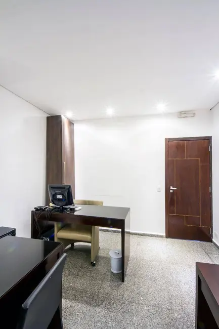 Sala Comercial para alugar, 14m2 em Jardim das Acácias, São Paulo - SP - imagem 3 Foto 3 de Sala Comercial para alugar, 14m2 em Jardim das Acácias, São Paulo - SP