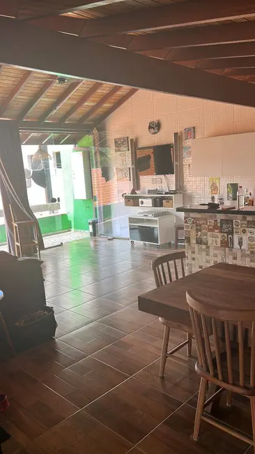 Foto 3 de Casa com 2 quartos à venda, 200m2 em Joanopolis - SP