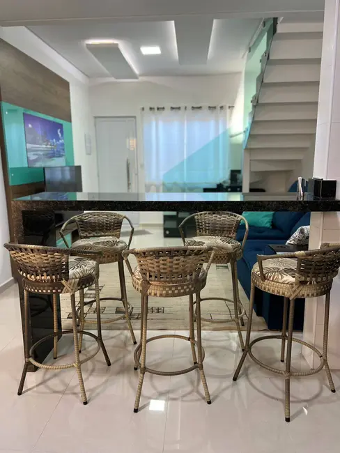 Foto 3 de Sobrado com 3 quartos à venda, 85m2 em Caiçara, Praia Grande - SP