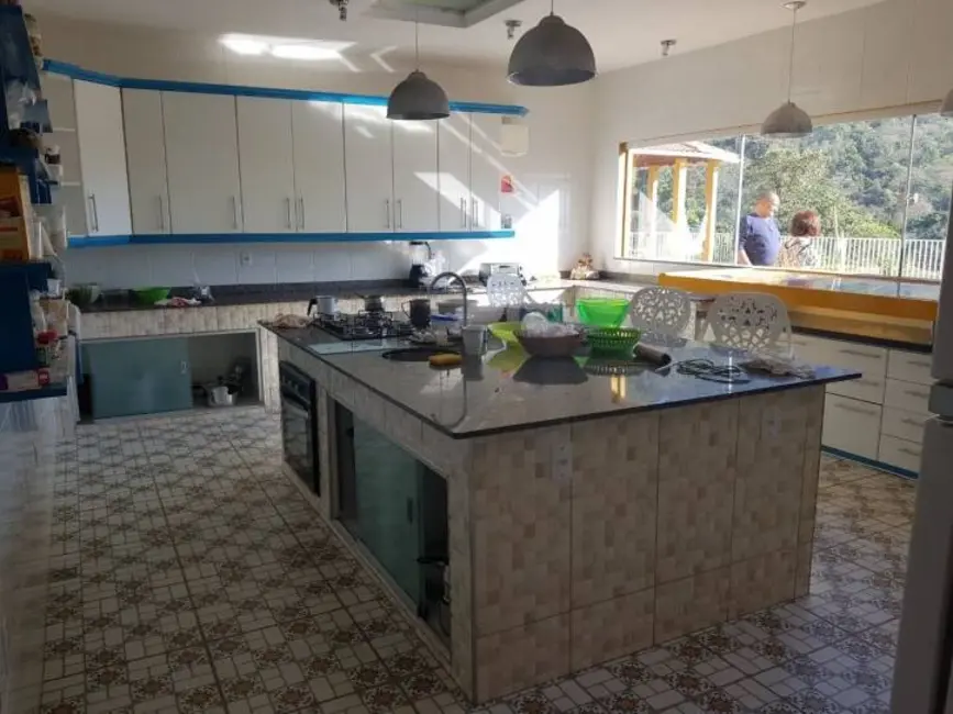 Chácara com 7 quartos à venda, 30000m2 em Centro, Sao Lourenco - MG - imagem 4 Foto 4 de Chácara com 7 quartos à venda, 30000m2 em Centro, Sao Lourenco - MG