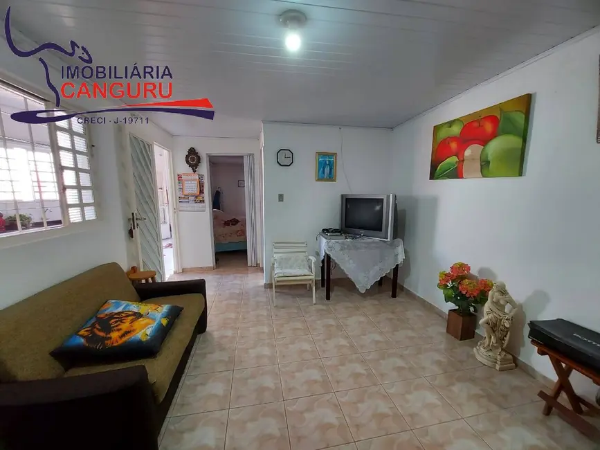 Foto 3 de Casa com 2 quartos à venda, 285m2 em Piraju - SP