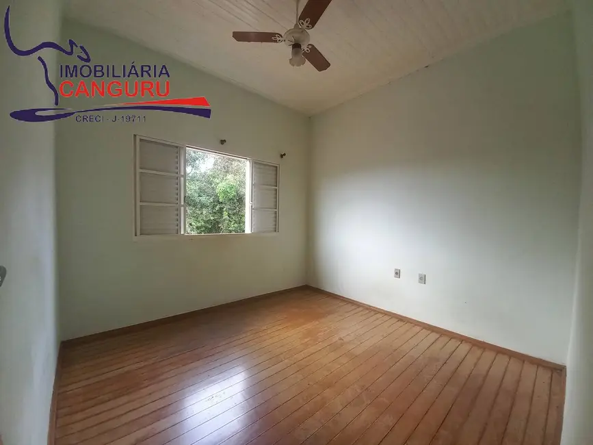Foto 6 de Casa com 2 quartos à venda, 150m2 em Piraju - SP