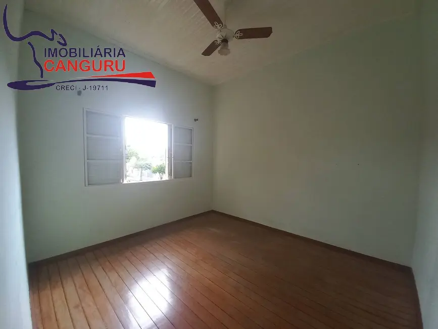 Foto 5 de Casa com 2 quartos à venda, 150m2 em Piraju - SP