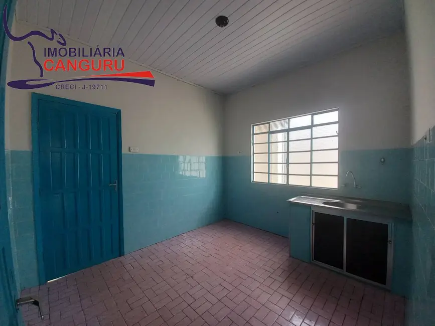 Foto 9 de Casa com 3 quartos para alugar em Piraju - SP