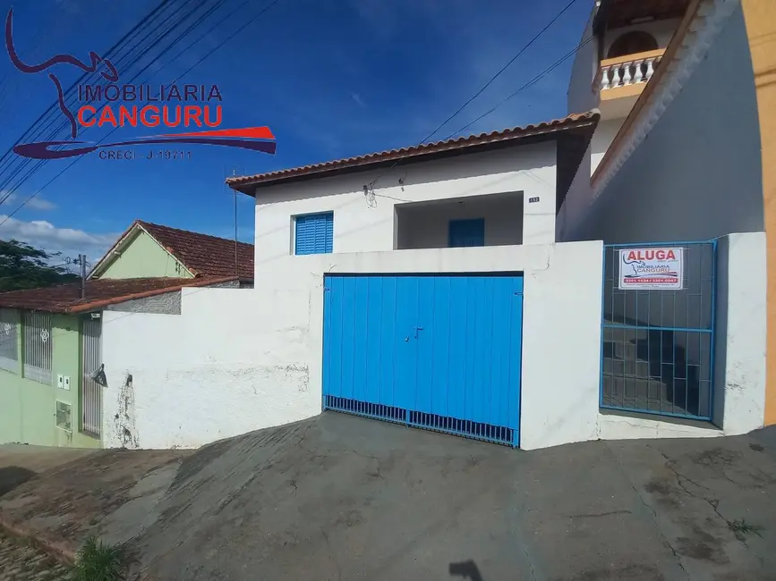 Foto 1 de Casa com 3 quartos para alugar em Piraju - SP