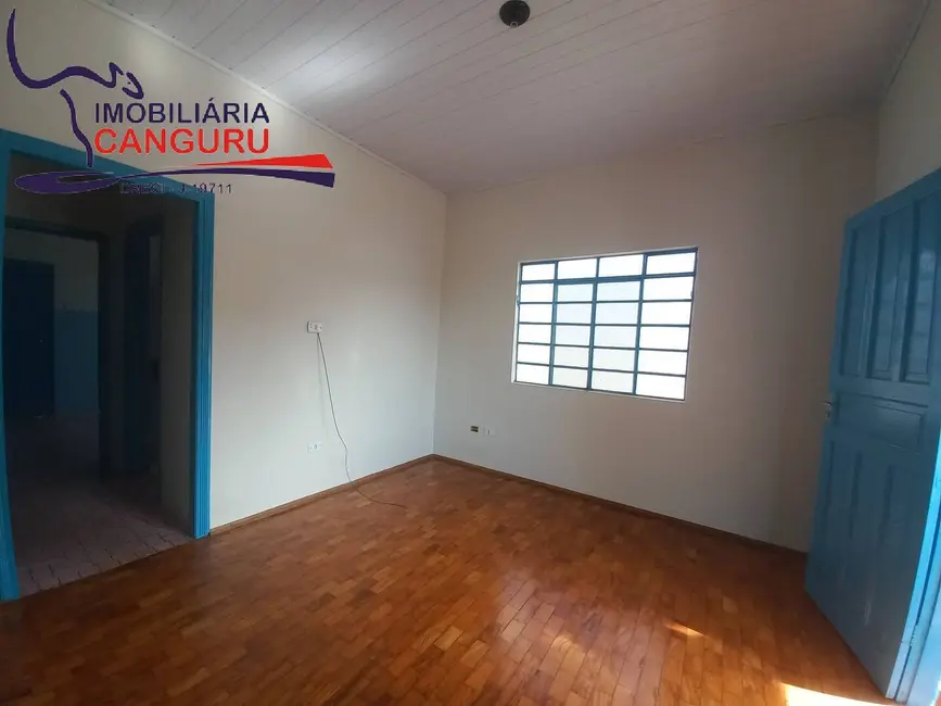 Foto 4 de Casa com 3 quartos para alugar em Piraju - SP