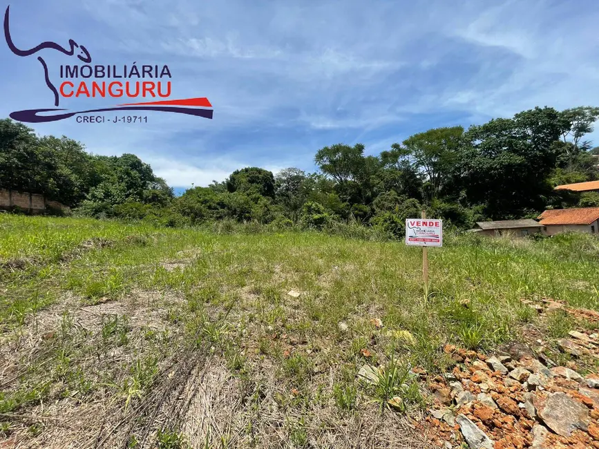 Foto 2 de Terreno / Lote à venda, 305m2 em Piraju - SP